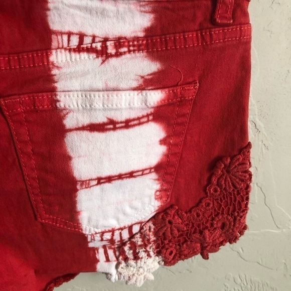 No Boundaries Tie-Dye 4th of July Shorts - Picture 9 of 10